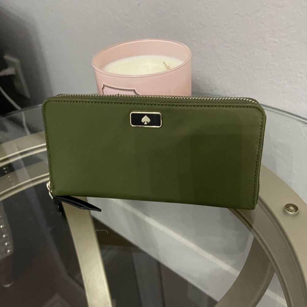 Kate spade wallet
